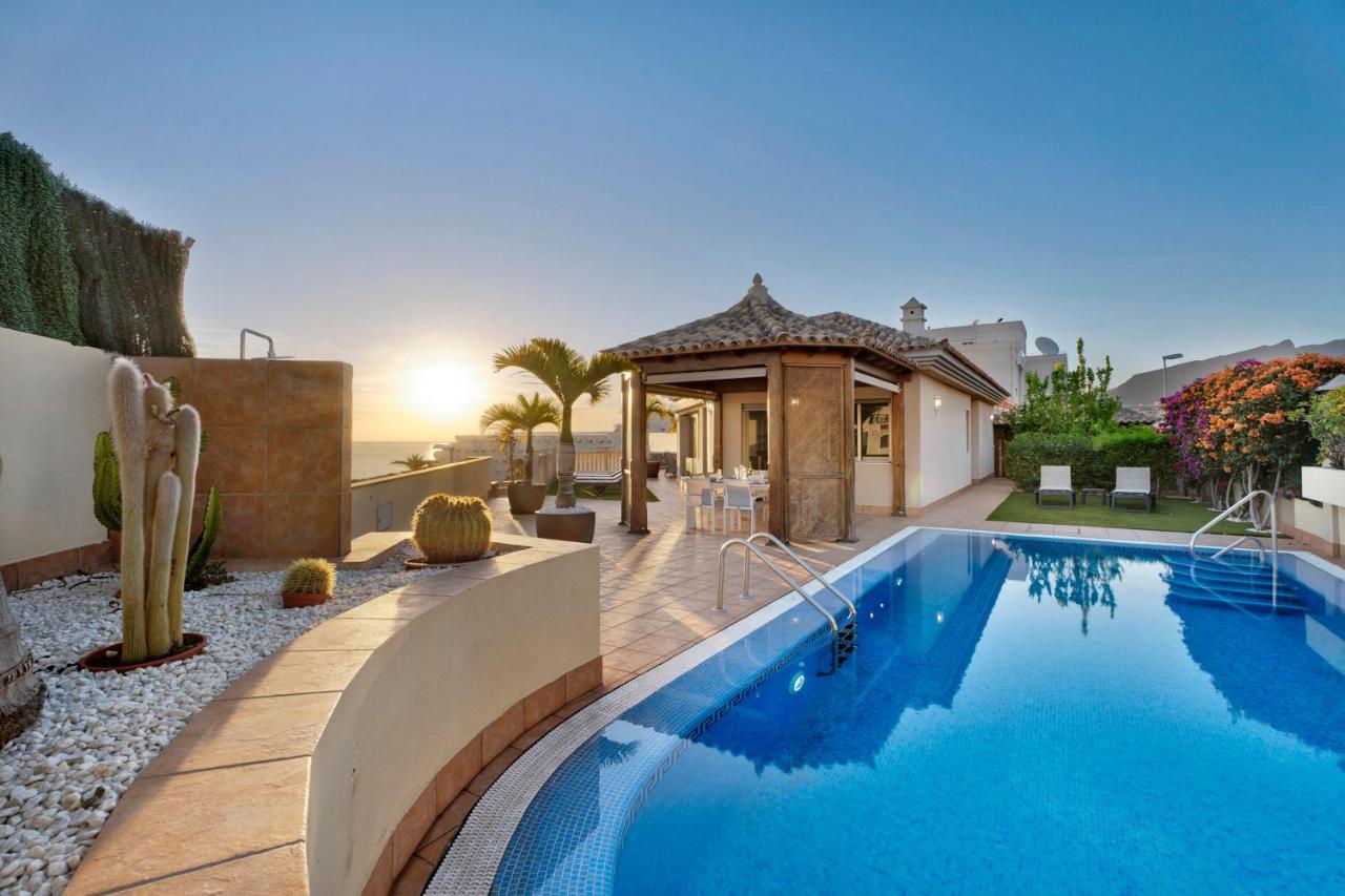 Magnifica Villa Happy Holidays Con Piscina En Los Gigantes Puerto de Santiago  Eksteriør billede